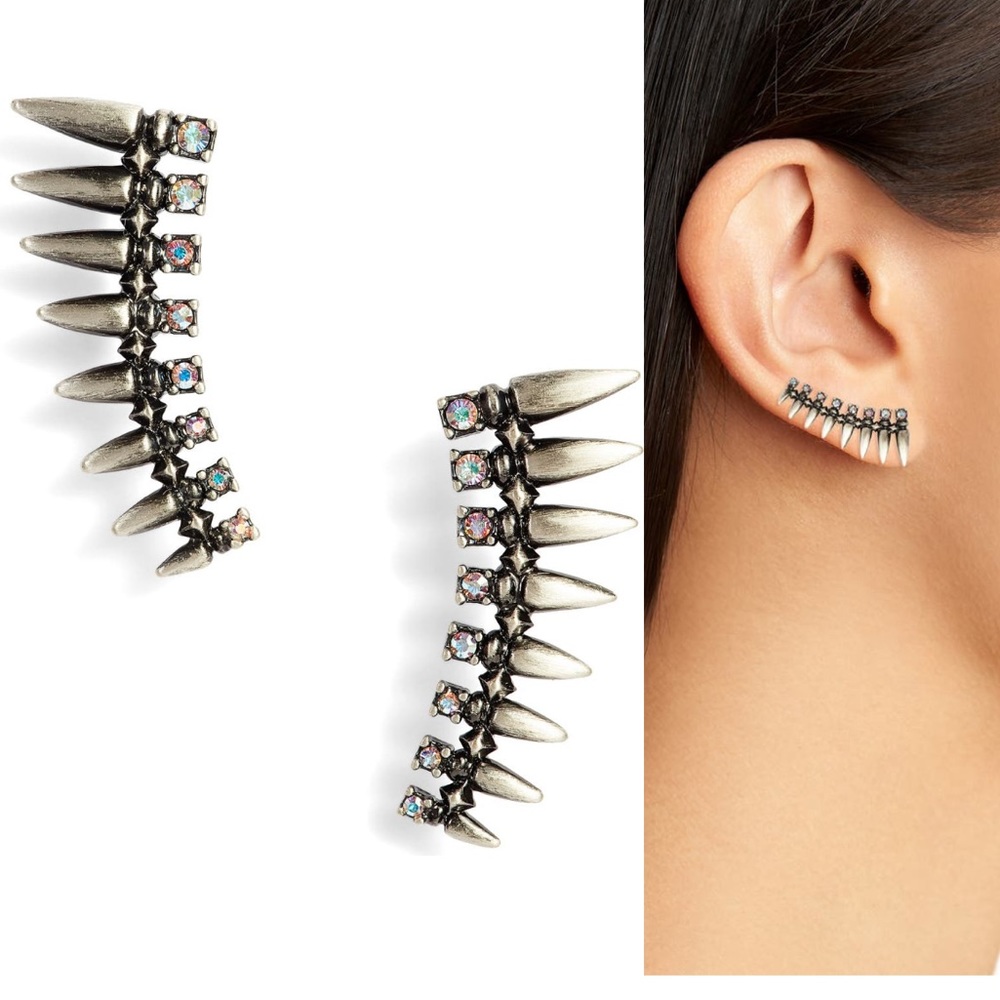 Kendra Scott Loulou ear crawlers